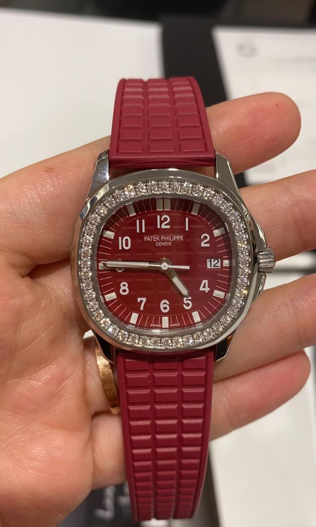 Patek philippe hotsell aquanaut red price