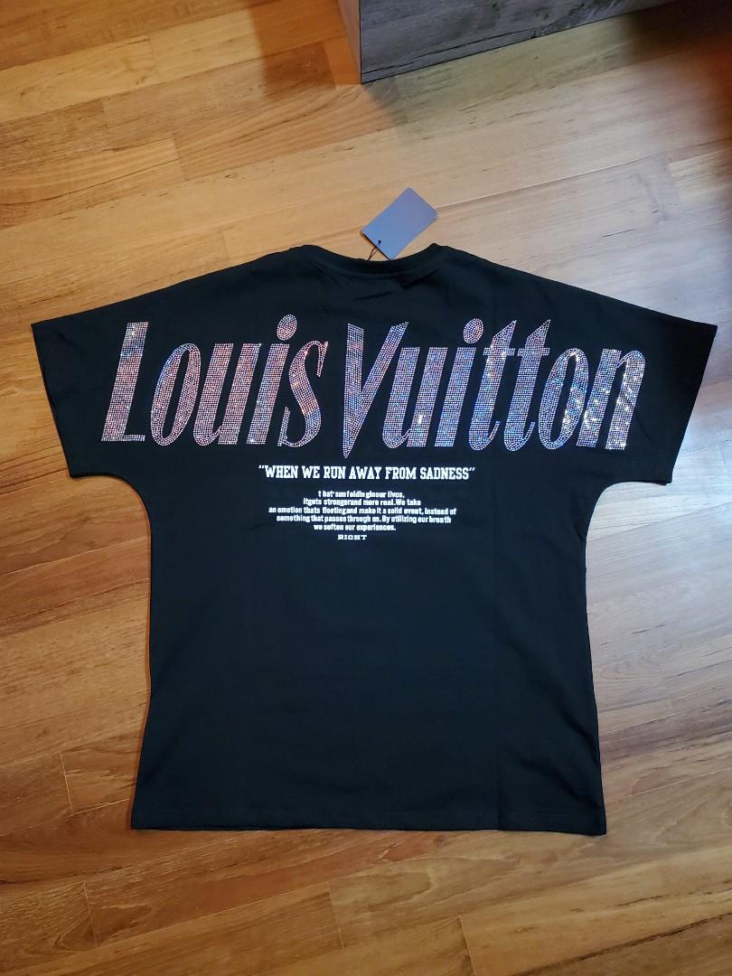 Louis Vuitton 2018 Graphic Print T-Shirt w/ Tags - Pink Tops, Clothing -  LOU781195