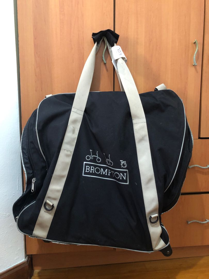 brompton b bag with wheels