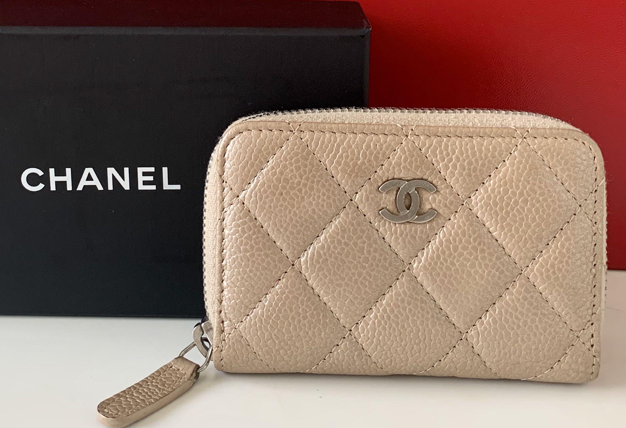 Chanel Classic Zippy Coin Purse, Luxury, Bags & Wallets on Carousell