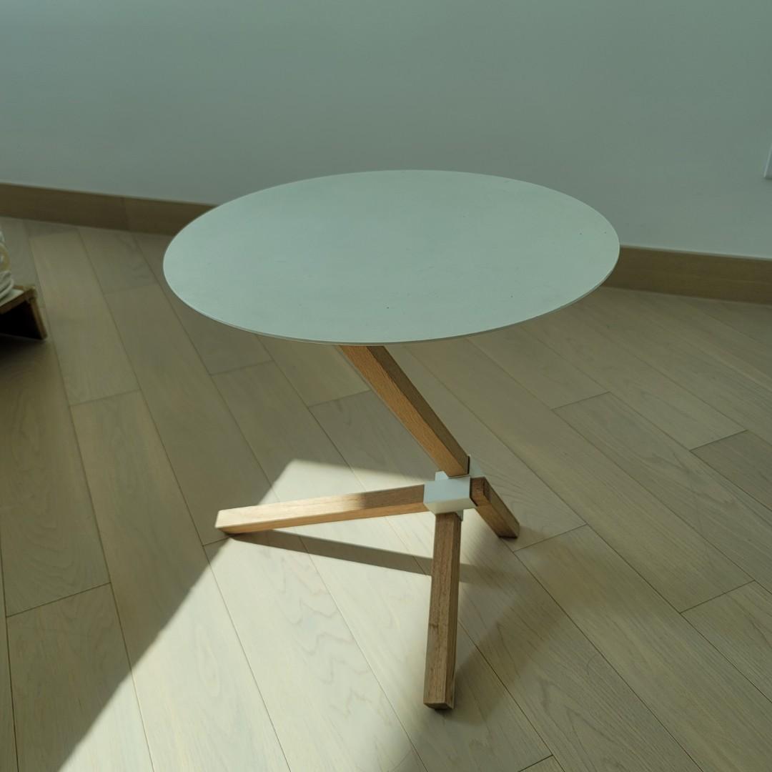 Coffee table （分類：桌子）位於 Hong Kong。 由 dothings 提交（商品編號 1044889671，圖片 2）。簡介： D42cm x H47.5cm。