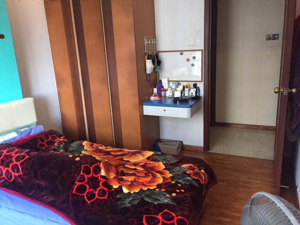 (Category: ) located in . Submitted by linshee (Listing ID 1044897165, Image 1). Description: .