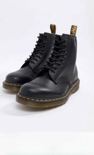 doc martens boots | Women's Fashion 