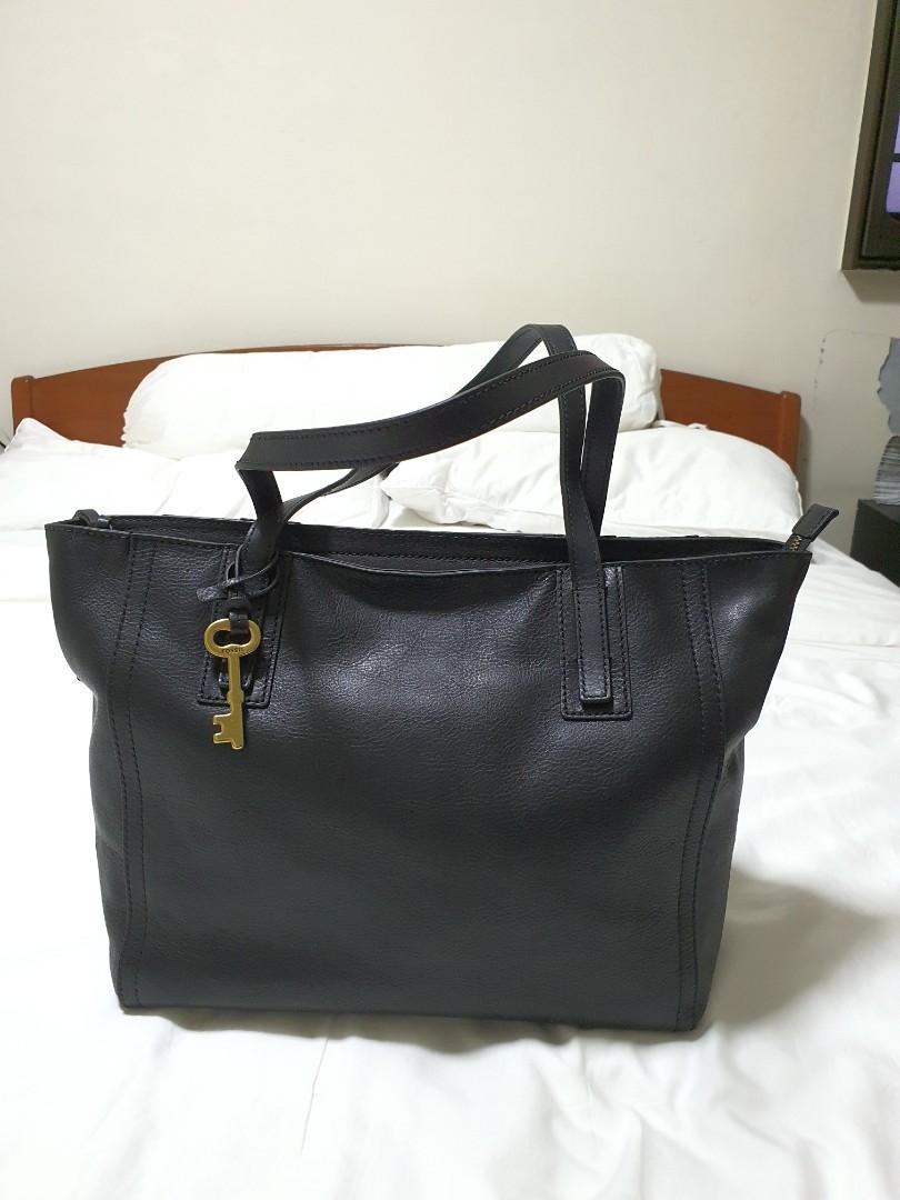 emma tote fossil