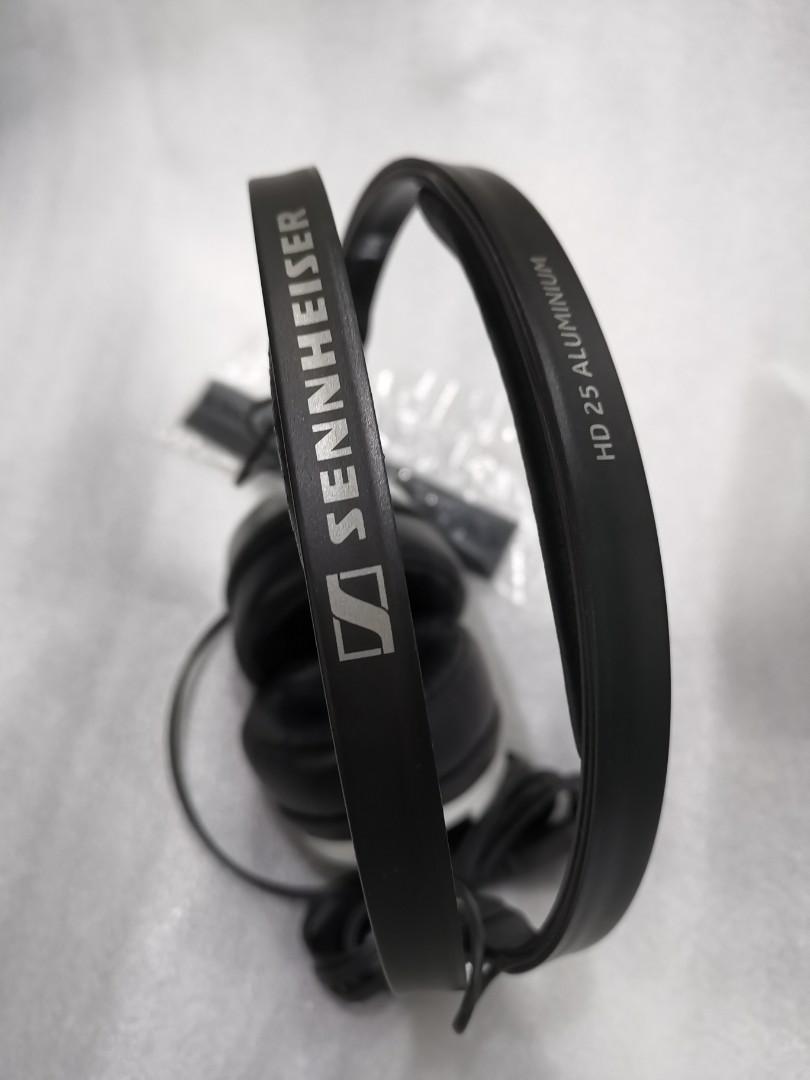 REVIEW: Sennheiser HD 25 Aluminium DJ Headphones – DJWORX