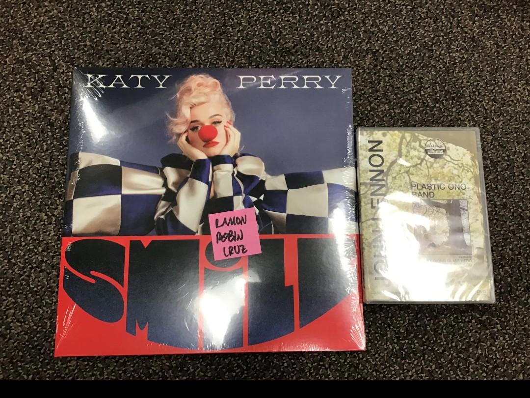Katy perry - Smile - bone white color Vinyl (Category: Vinyls) located in Manila. Submitted by ramonrobin.cruz (Listing ID 1045040417, Image 3). Description: For sale = 5,500php Katy perry - Smile - bone white color Vinyl Brandnew sealed Imported Vinyl CONTACT 09360833528 https://www.facebook.com/Robin-Cruz-special-order-merchandise-111838937020408/.