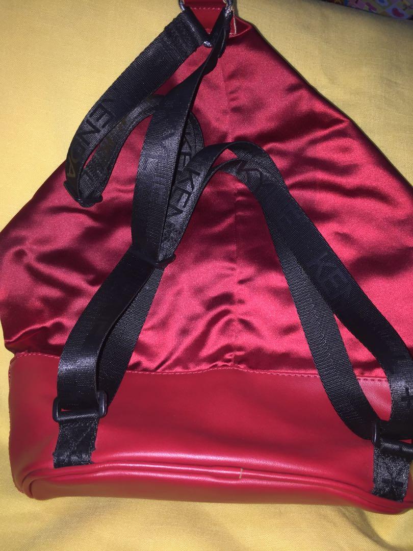 Kendall Kylie Jenner Bag (Category: Backpacks) located in Makati City. Submitted by jennyitems (Listing ID 1044934101, Image 3). Description: 🎒Kendall + Kylie Jenner Bag 🔅 Backpack and Handbag 🔅 Name or Brand is in the Strap & Zipper 🔅 Nice Color & Zipper 🔅 Very comfortable bag that suits your outfit or OOTD! 🔅 Same as the one in Google Photos 🔅 Legit! 🔅 Preloved. 🔅 Shipping Fee c/o Buyer. 🏍📦.