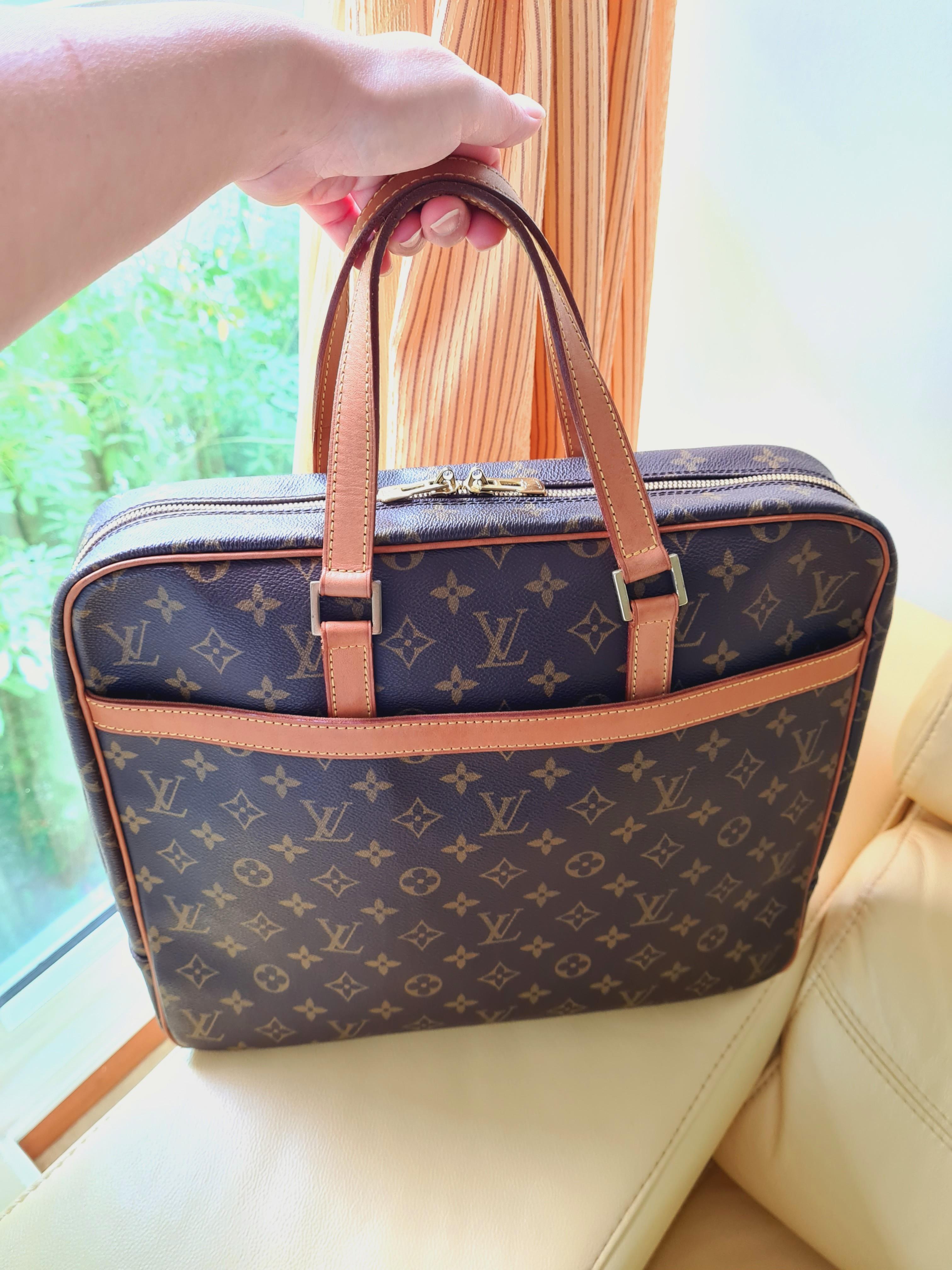 Lv file bag online
