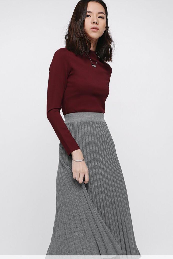 Pleated knit midi skirt 2025
