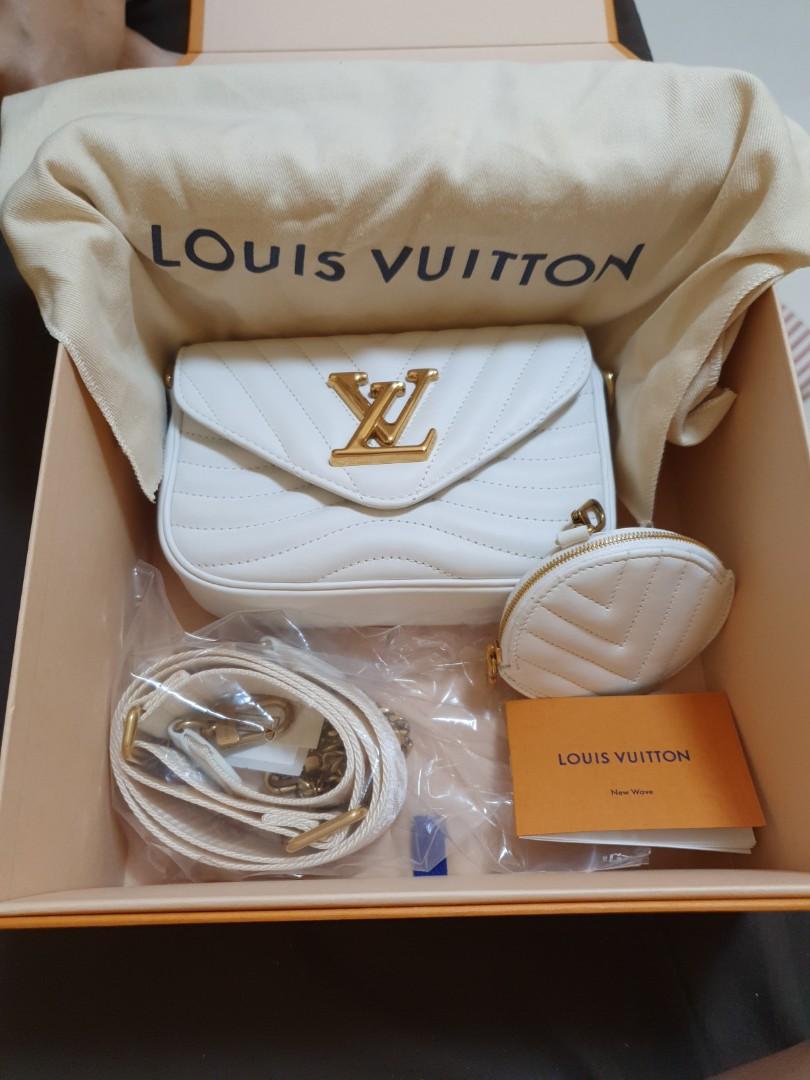Louis Vuitton New Wave multi-pochette 2295.00 ❌sold