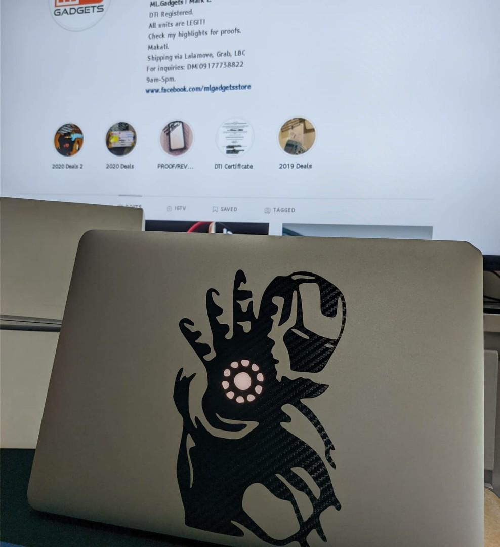 Macbook Air 13" (Category: Laptops & Notebooks) located in Makati City. Submitted by ml.gadgets (Listing ID 1044944865, Image 3). Description: Pre-Owned Macbook Air 13" (Early 2014) 128gb/4gb RAM Mac OS Catalina Intel core i5 Processor Complete with Original Box and Charger Price: 25k RFS: Upgrade to PC -Small dent upper left hand side (please see photo) For inquiries: -Instagram: @ml.gadgets -Facebook: ML.Gadgets -Email: marklimgadgets@gmail.com