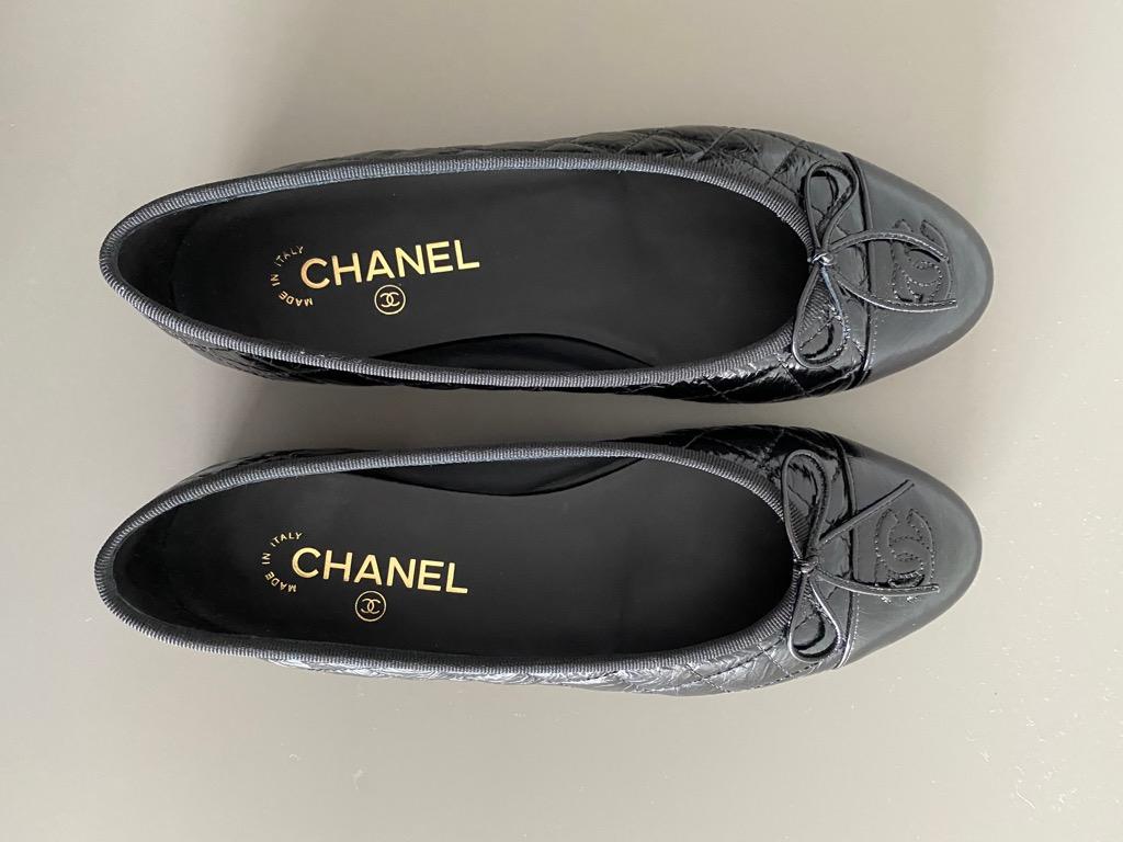 CHANEL 23S Ballerina Flats 39.5 Ivory/Black *New - Timeless Luxuries