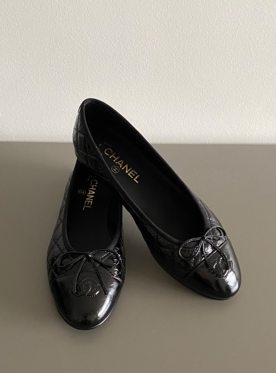 NEW CHANEL BLACK QUILTED AGED CALFSKIN BALLERINA FLAT 39.5