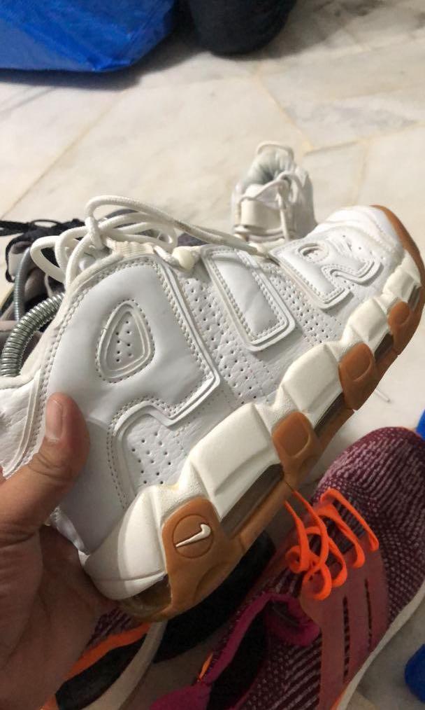 Nike air discount uptempo white gum