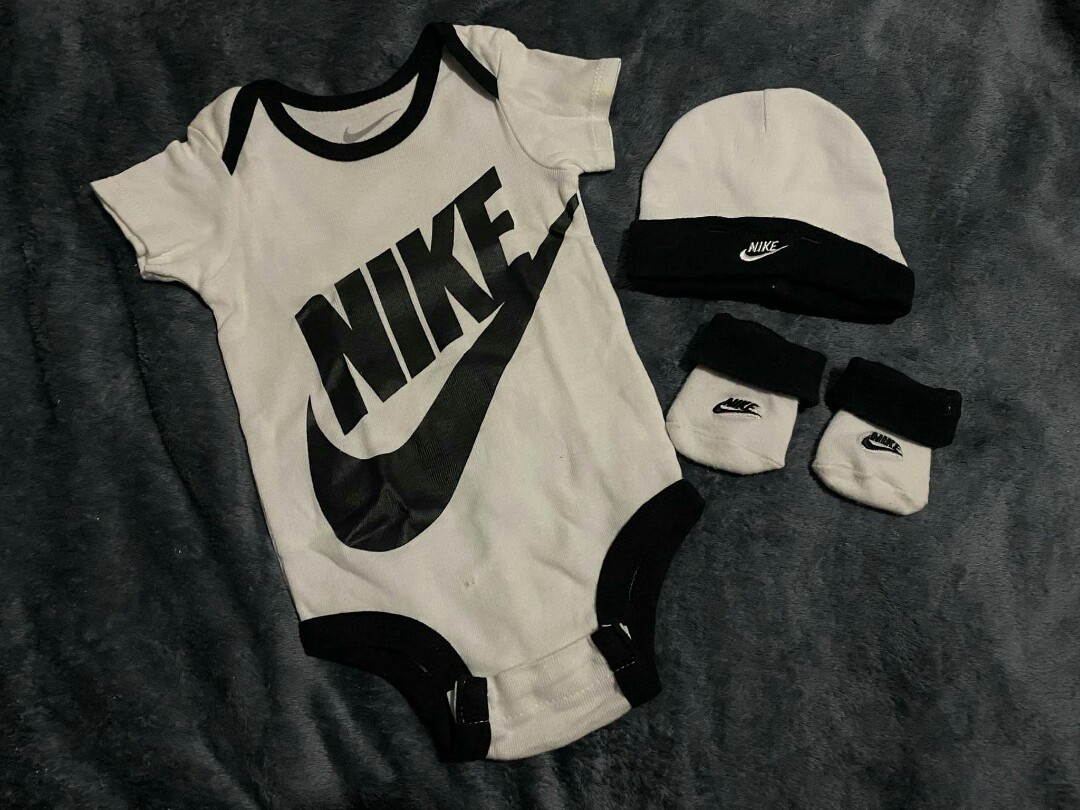 nike onesie set