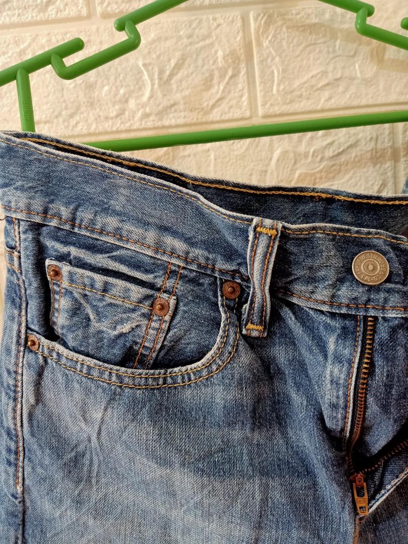 klimaks Vice få øje på Original levis 522 denim shorts for men, Men's Fashion, Bottoms, Shorts on  Carousell
