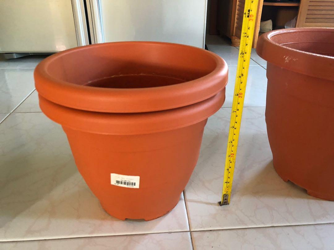 Plant Pot, Furniture & Home Living, Gardening, Pots & Planters on Carousell