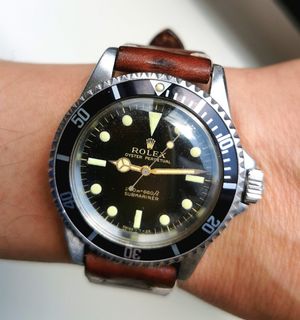 (Category: ) located in . Submitted by watchesbyskw (Listing ID 1044919196, Image 1). Description: .