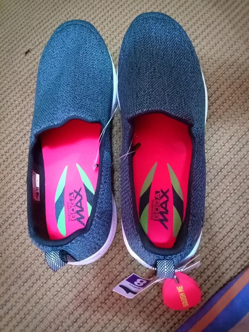 Skechers goga max squish me clearance