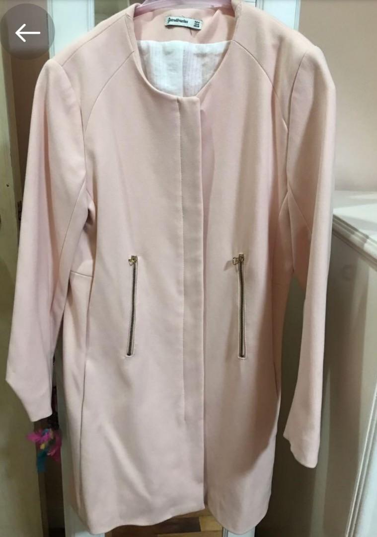 Stradivarius Pink Coat Women s Fashion Coats Jackets and Outerwear on Carousell