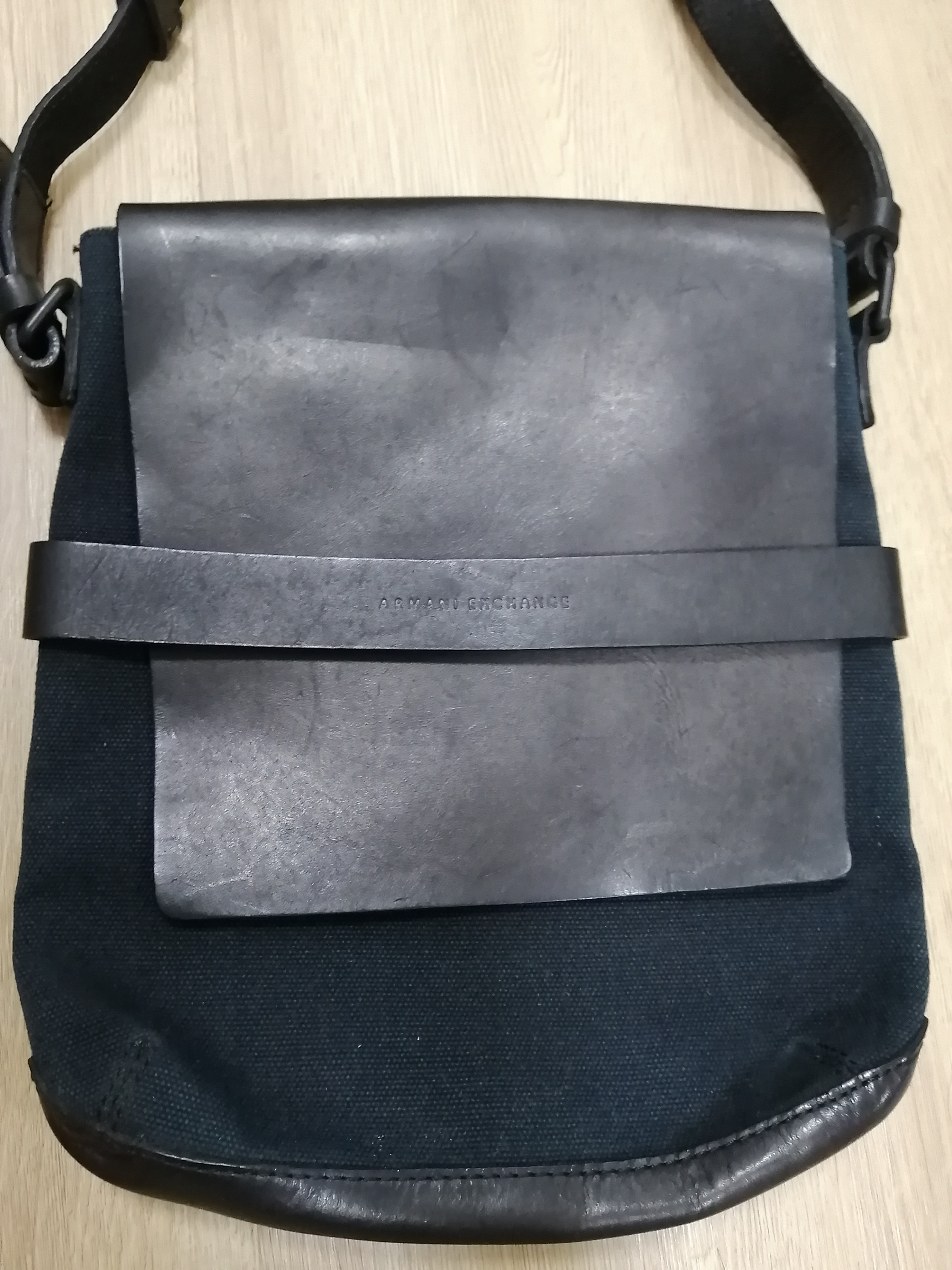 armani exchange cross bag