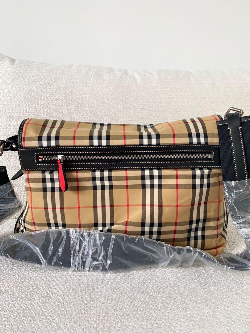 BURBERRY Burleigh Large Checked Messenger Bag 100% AUTHENTIC+BRAND NEW!  #4074360, Luxury, Bags & Wallets on Carousell