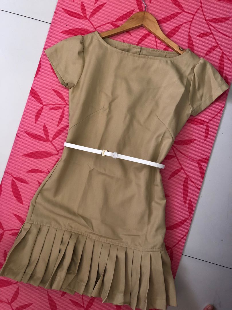 Fourma PH Beige Pleated Dress, Women's Fashion, Dresses & Sets, Dresses