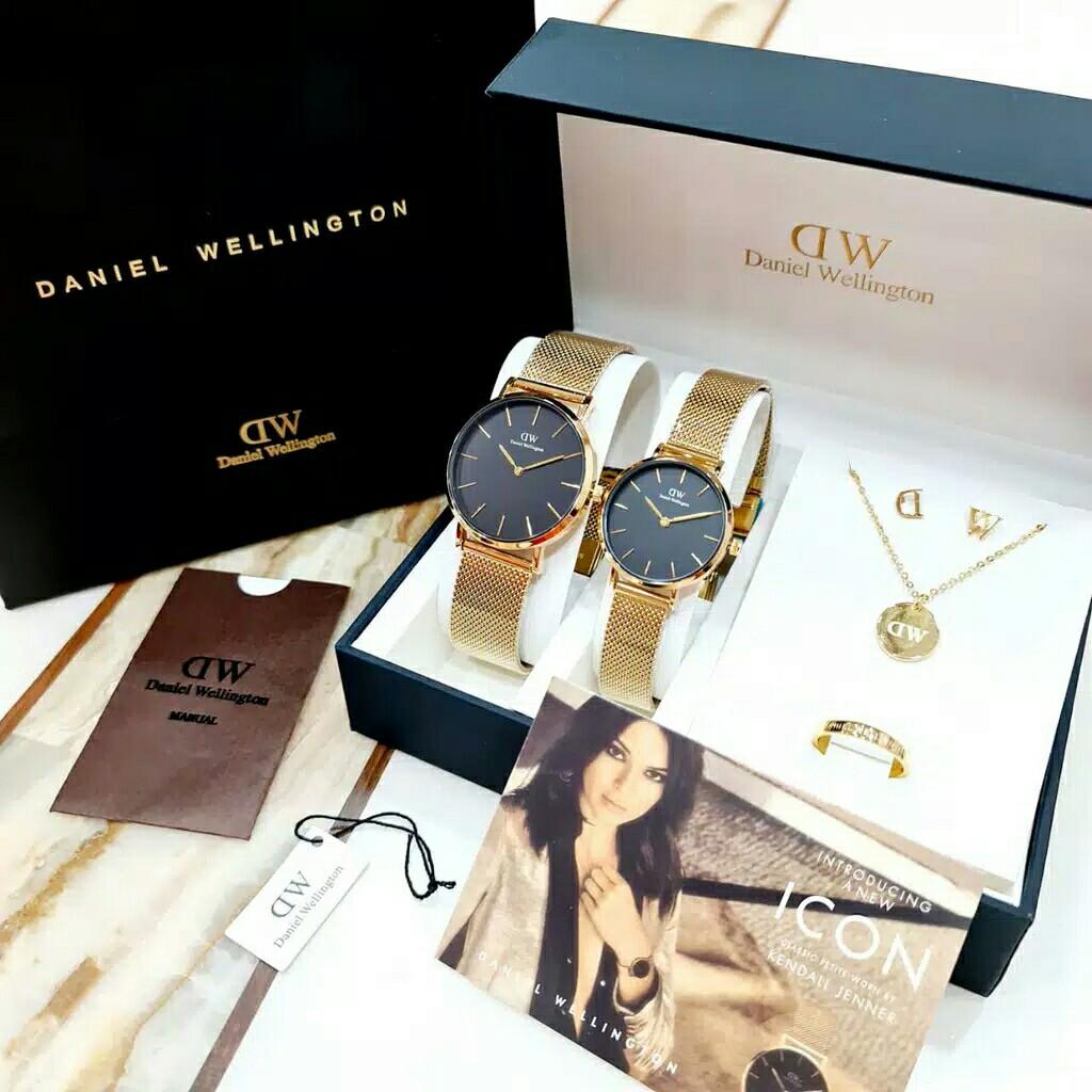 Daniel Wellington set couple Barang Mewah Jam Tangan di Carousell
