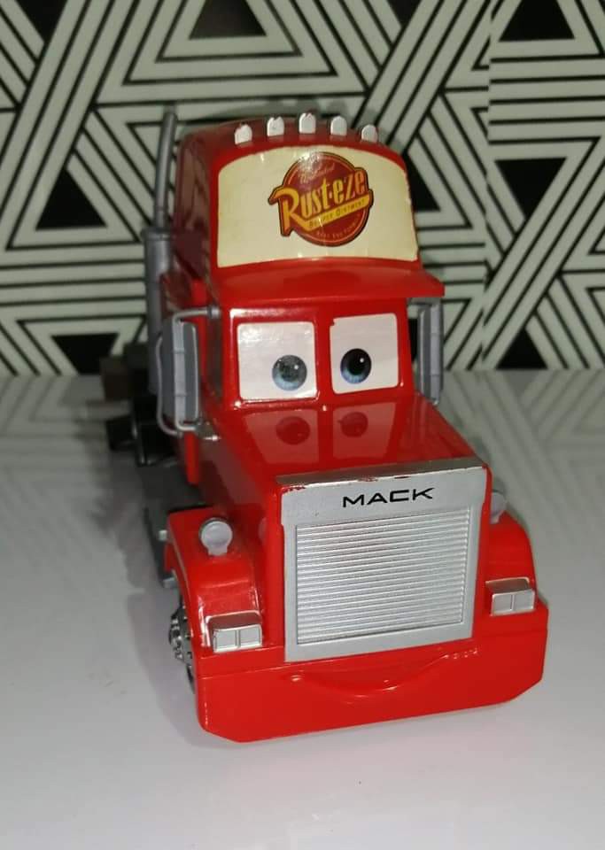 rust eze mack truck