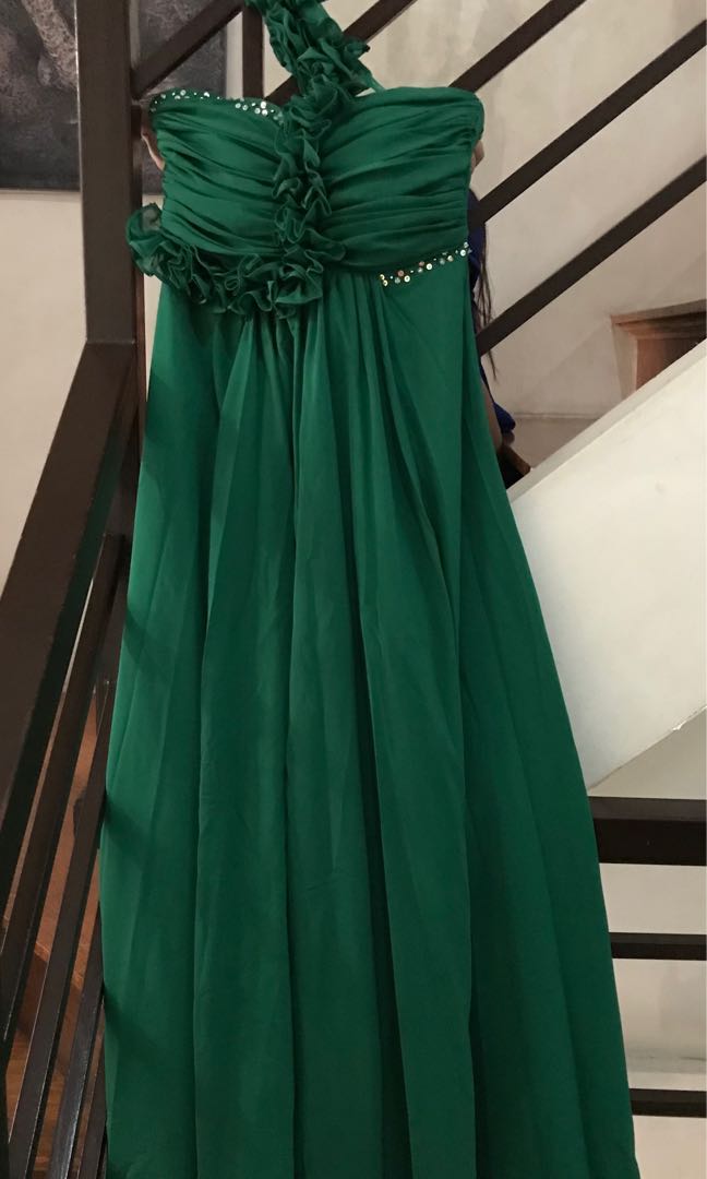 Emerald Green Gown Looking For On Carousell