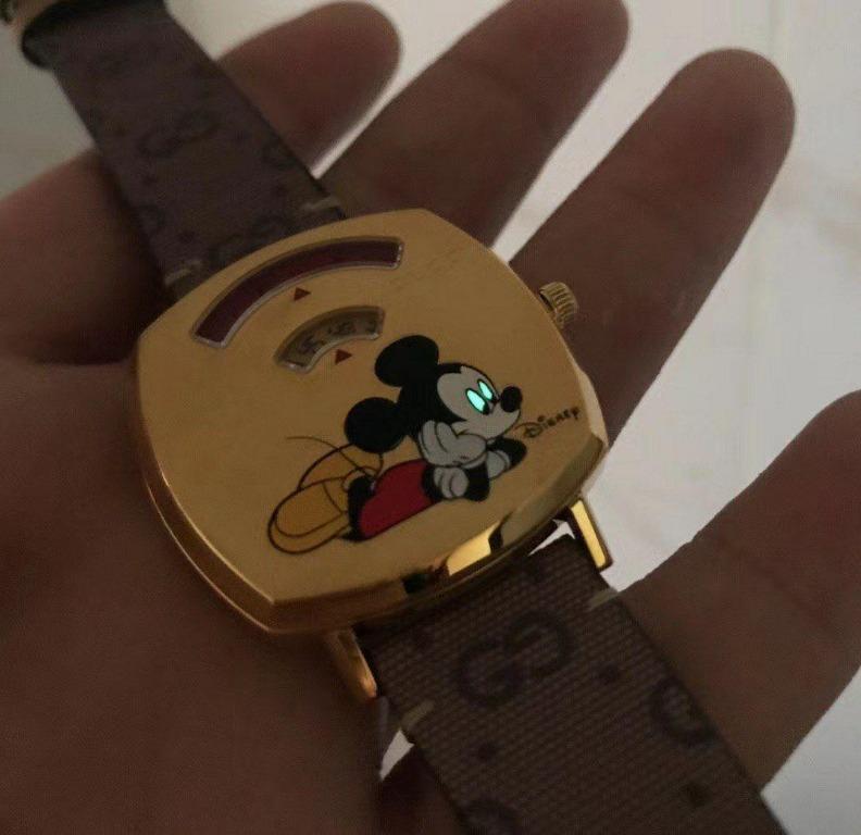 Montre clearance mickey gucci