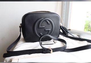 (Category: ) located in . Submitted by closetsale425 (Listing ID 1045197124, Image 1). Description: .