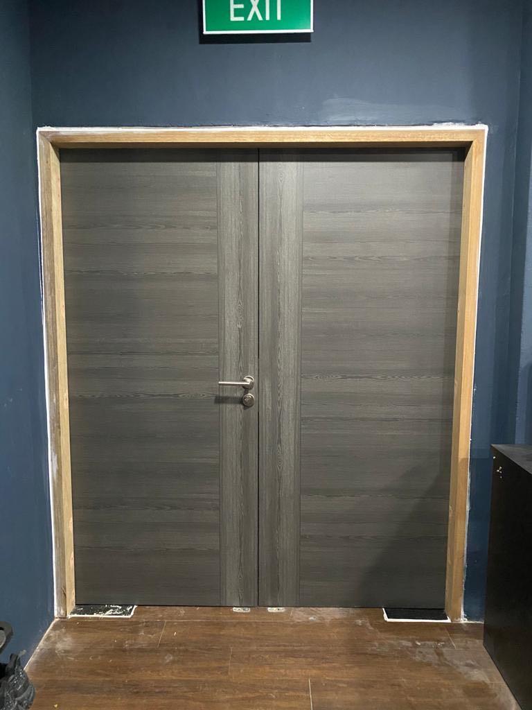 HDB laminate room door ( solid core )441273512195543048