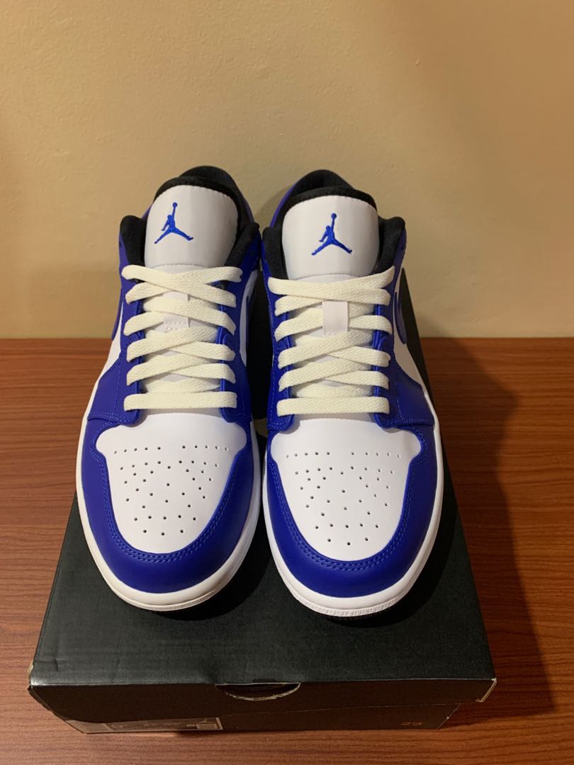 nike store newark hours