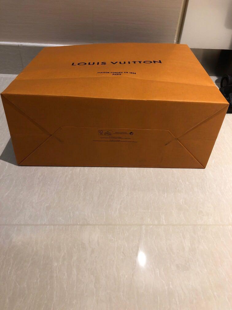 Authentic LOUIS VUITTON Box Empty 19” x 14.5” x 10” Brown w/Match Paper Bag