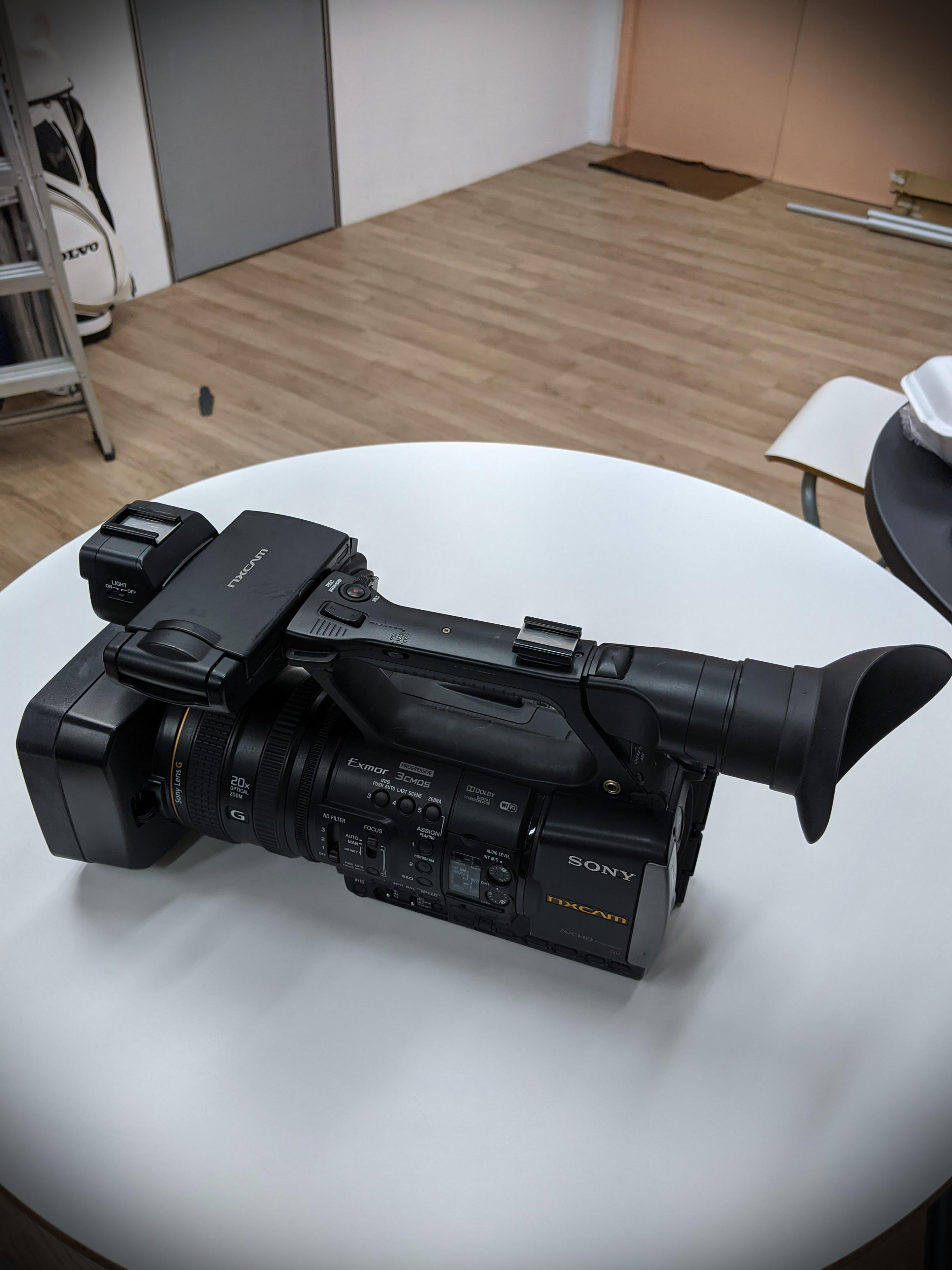HXR-NX3 - ビデオカメラ