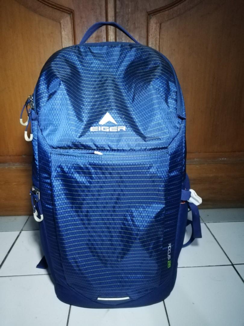 Tas Kamera Eiger Focus 28l Fotografi di Carousell