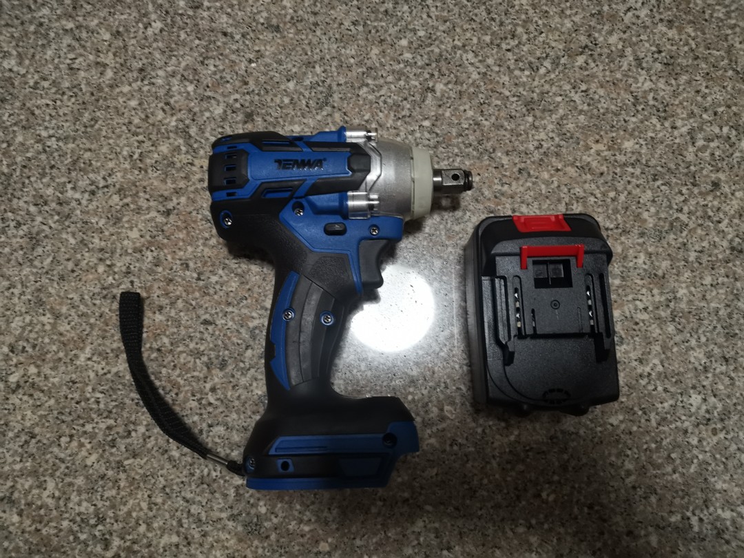 Tenwa brushless impact wrench Everything Else on Carousell