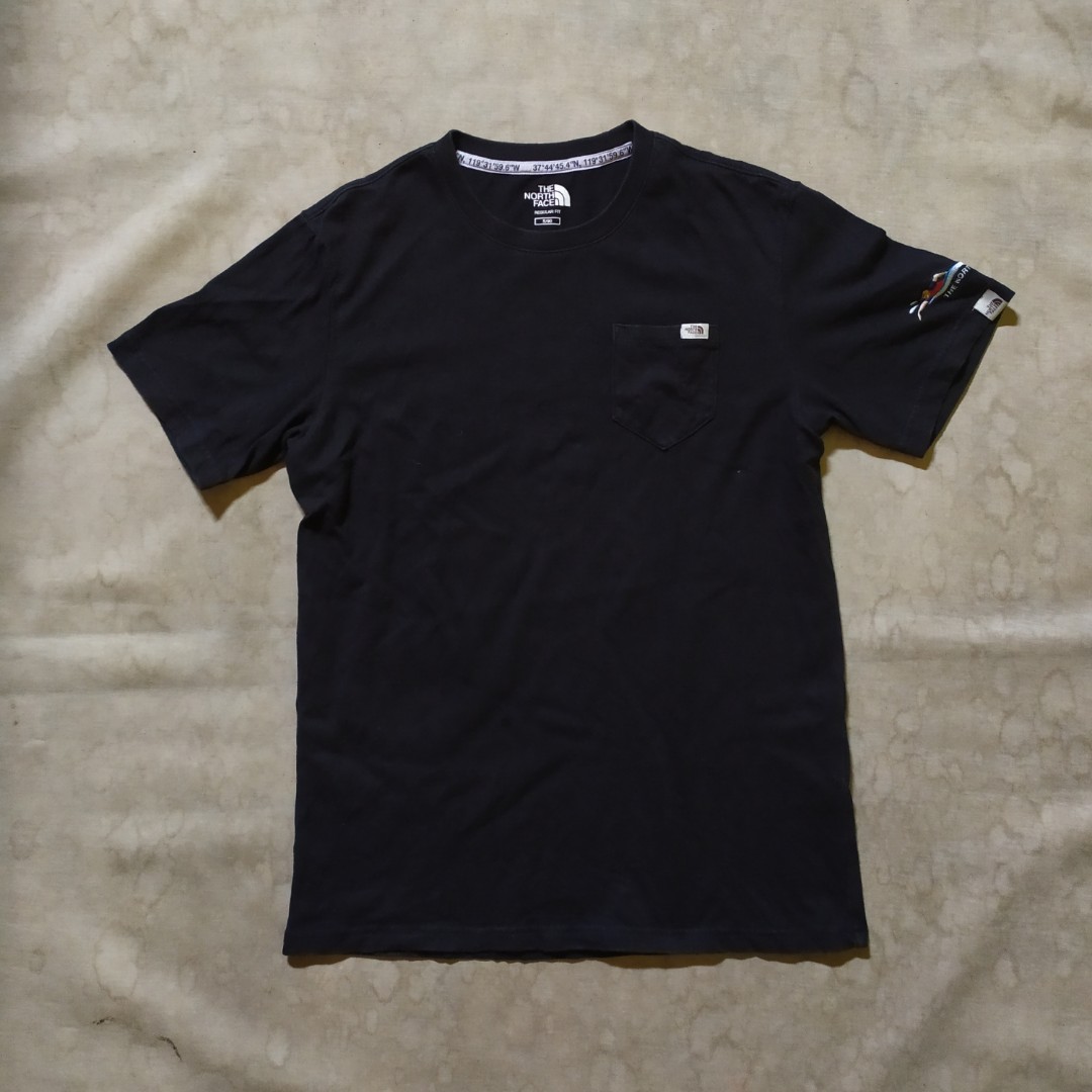 THE NORTH FACE POCKET TEE BLACK, Fesyen 