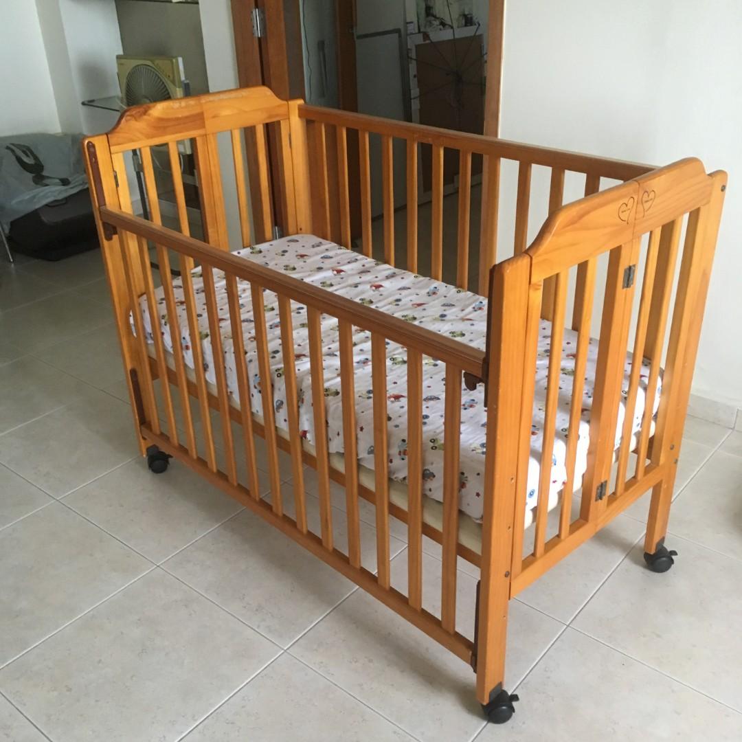 used baby cot