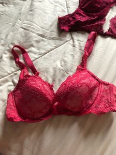 (Category: ) located in . Submitted by blimeymia (Listing ID 1045098651, Image 1). Description: .