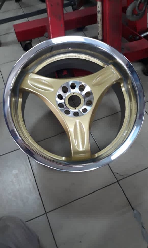 レイズ Cウルトラ 鍛造 17インチ （RAYS VOLK RACING C-ULTRA 17