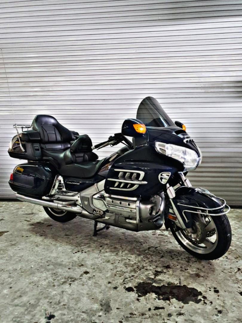 2010 goldwing