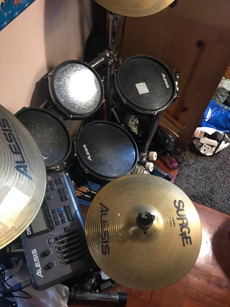 Alesis Dm-10 中古 : Alesis Dm10 Electronic Percussion Drums For Sale Ebay