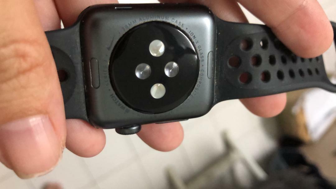 Apple watch series 3 nike+ cheap 38mm space grey aluminium case gps
