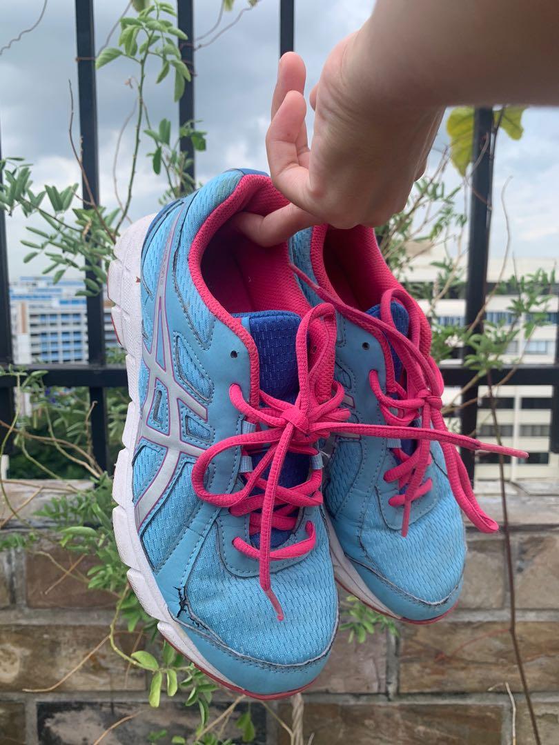 Asics running shoes pink and blue store