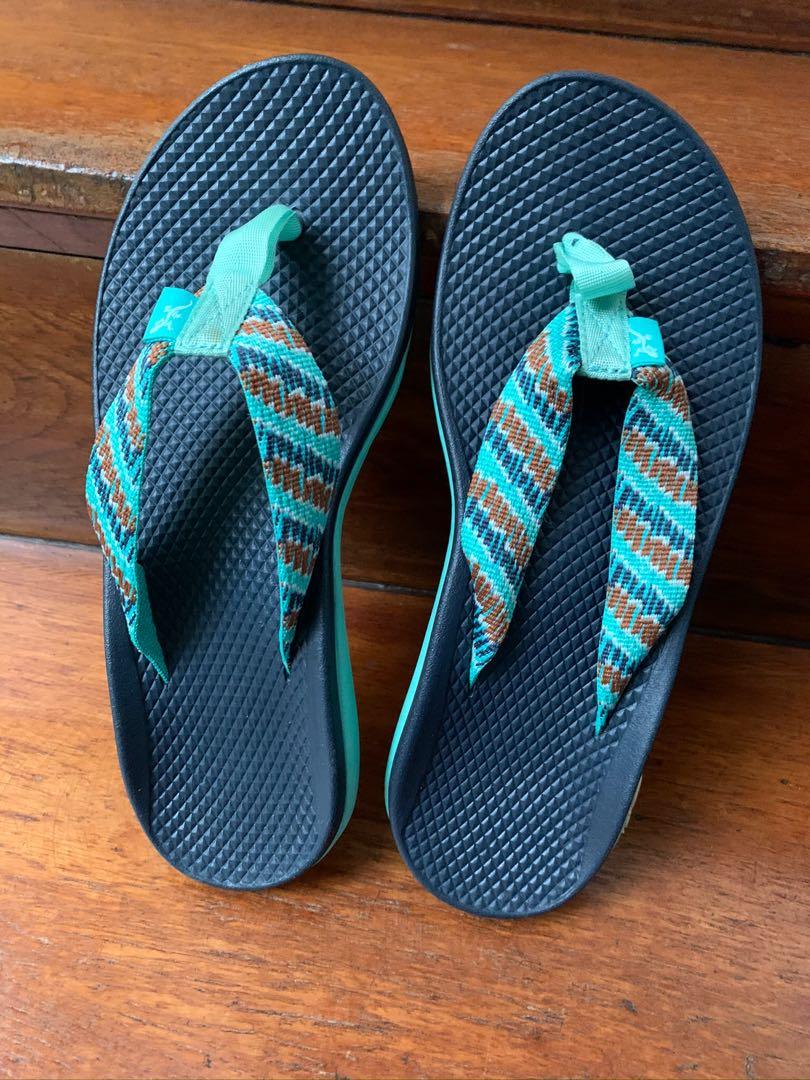 chaco slippers