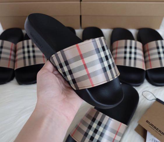 Brand New Burberry Pool Slides COMPLETE INCLUSION SIZE  35/36/37/38/39/40/41, Women's Fashion, Footwear, Slippers and slides on  Carousell