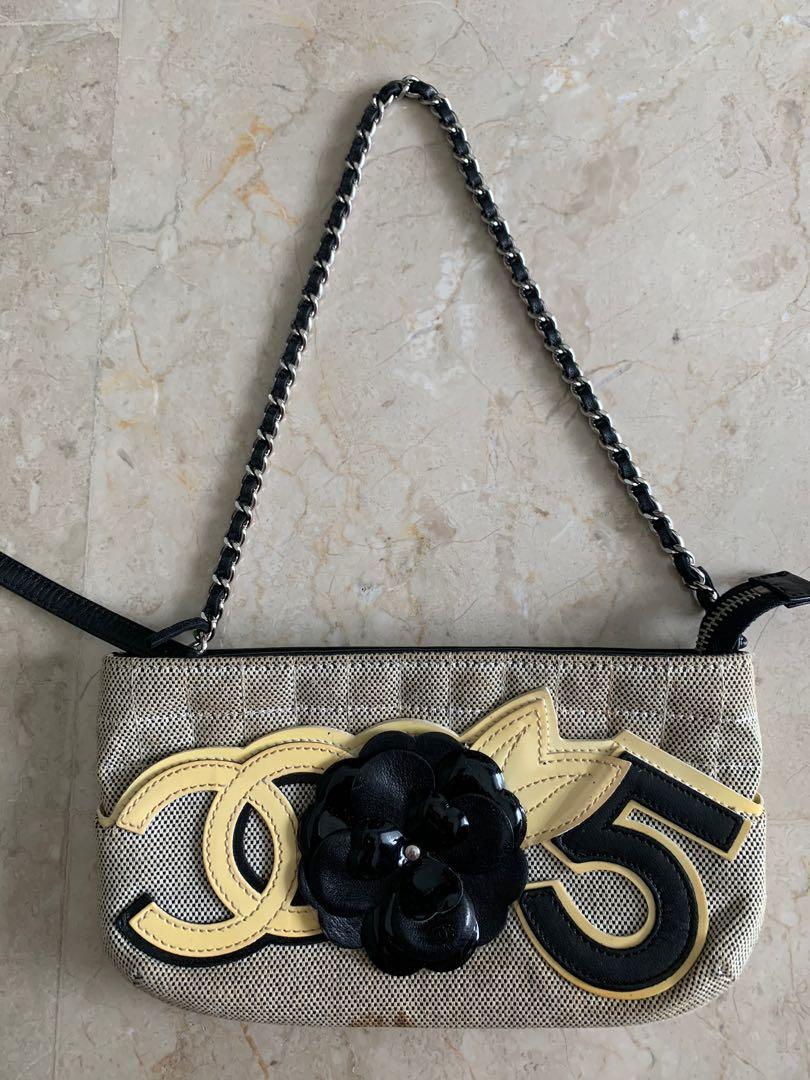 #9.9OFF Chanel Camellia Shoulder Bag