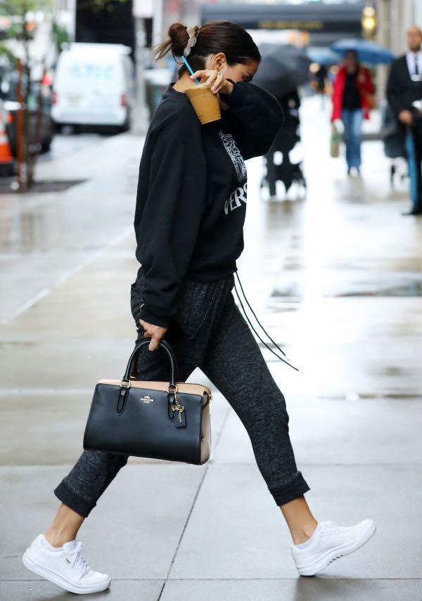 Coach selena outlet gomez bond bag